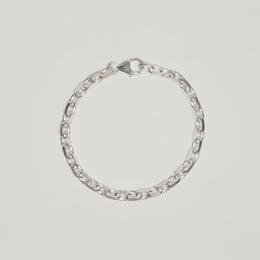 Entdecke Frellinis Ankerarmband Fred aus 925er Sterling Silber. Schmuckdesign aus Hamburg.