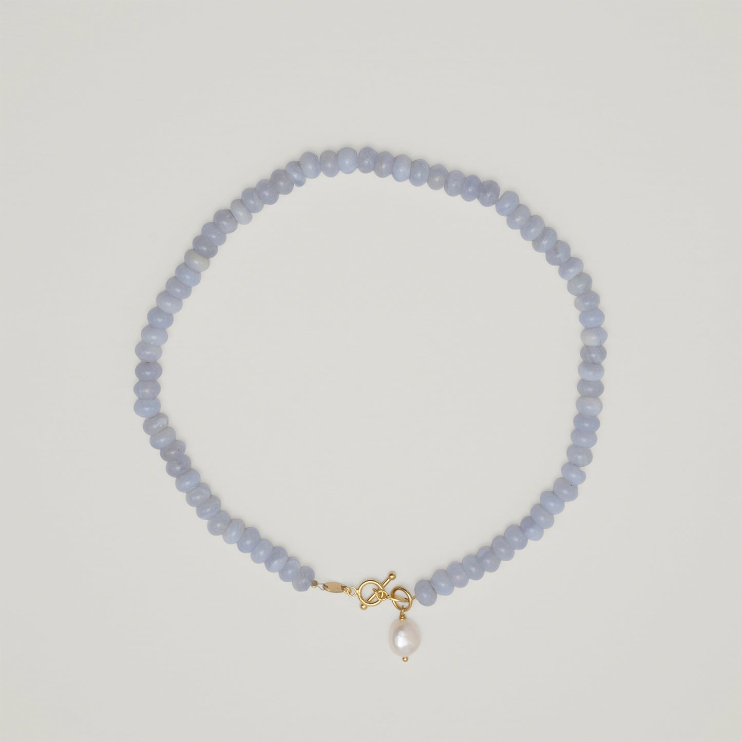 Chalcedon Gemstone Choker Manon