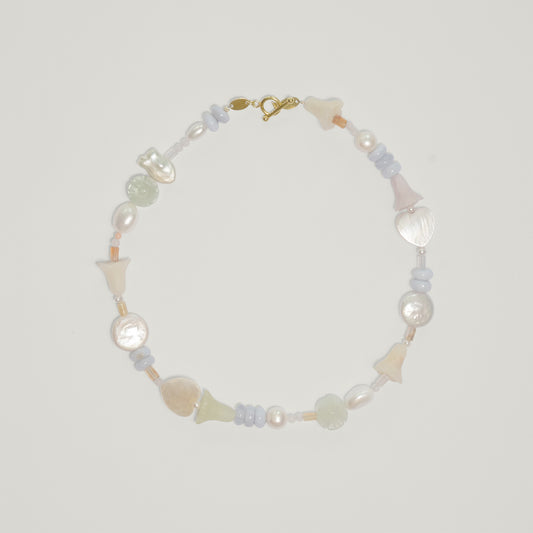 Pearl and Gemstone Necklace Plia