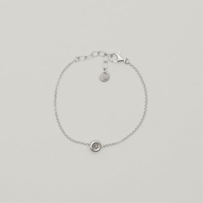 Entdecke Frellinis Armband aus 925 Sterling Silber mit eleganten Donut-Charms. Schmuckdesign aus Hamburg.