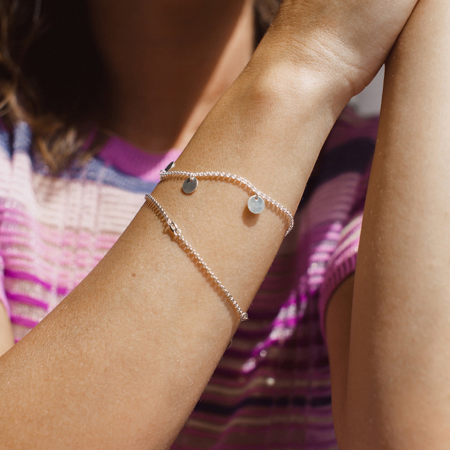 Entdecke Frellinis zartes Armband aus 925er Sterling Silber mit filigranen Ösen-Elementen Schmuckdesign aus Hamburg.